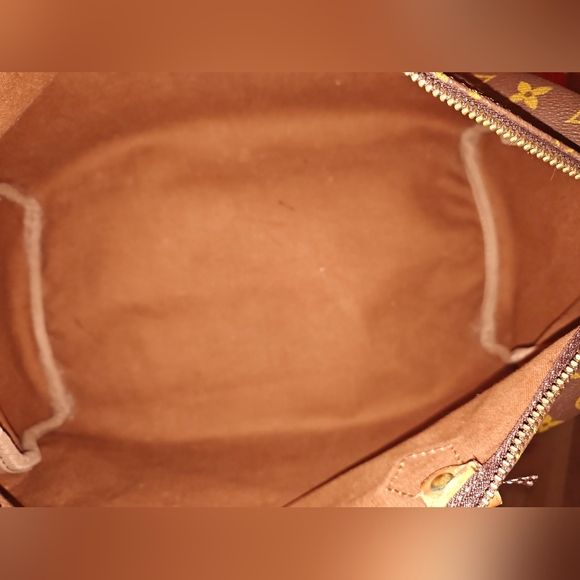 Louis Vuitton Monogram Speedy 35 - Picture 10 of 16